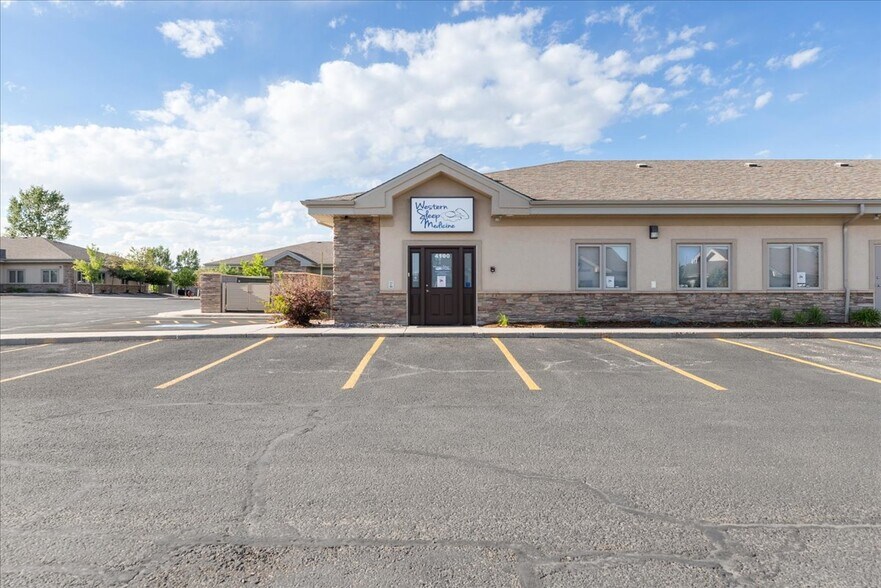 More Photos Of 4100-4140 Laramie St, Cheyenne Medical For Sale