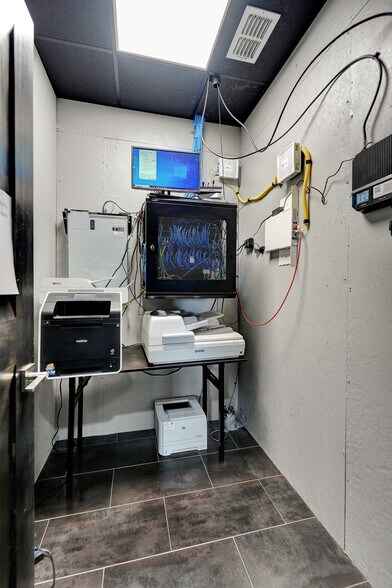 More Photos Of , Midland Flex For Sale