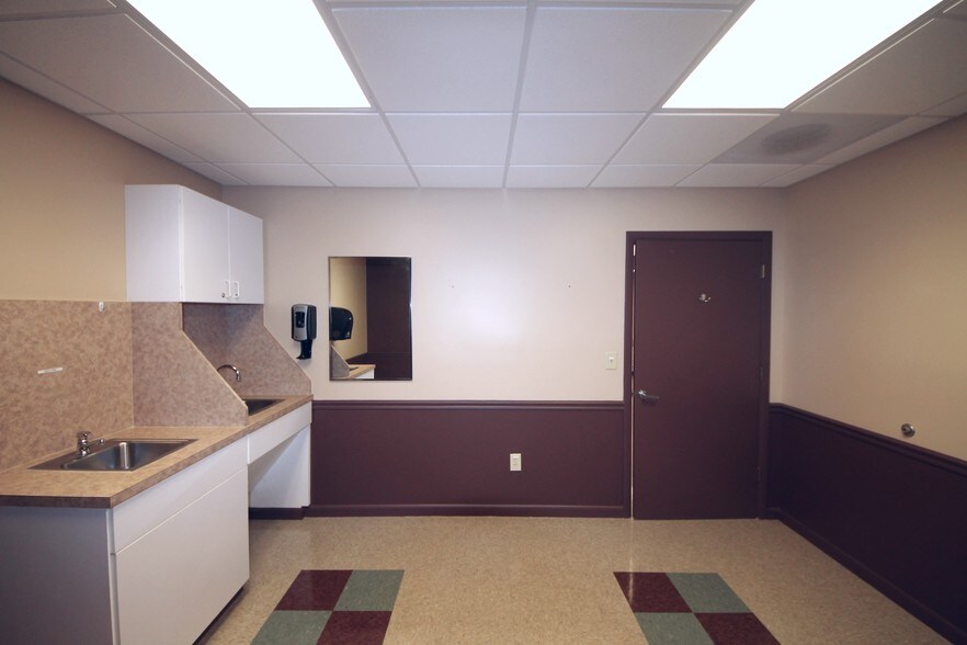 More Photos Of 3021 Eau Gallie Blvd, Melbourne Medical For Lease