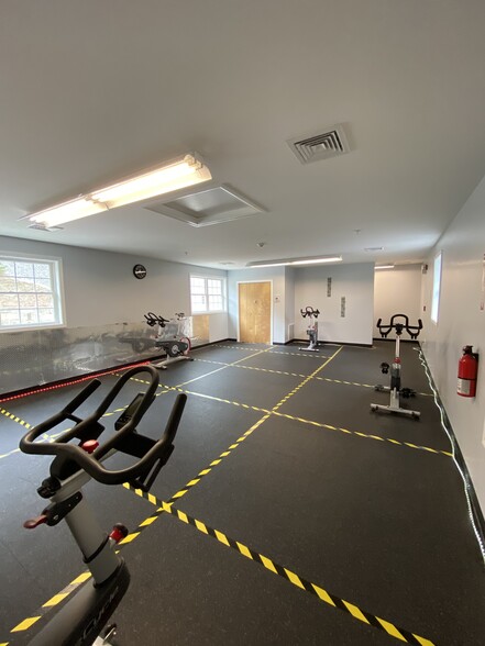 More Photos Of 79 W Main St, Northborough Freestanding For Sale