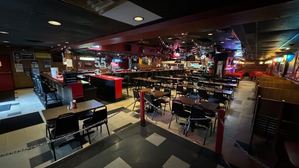 More Photos Of 1824-1826 Hanover Ave, Allentown Restaurant For Sale