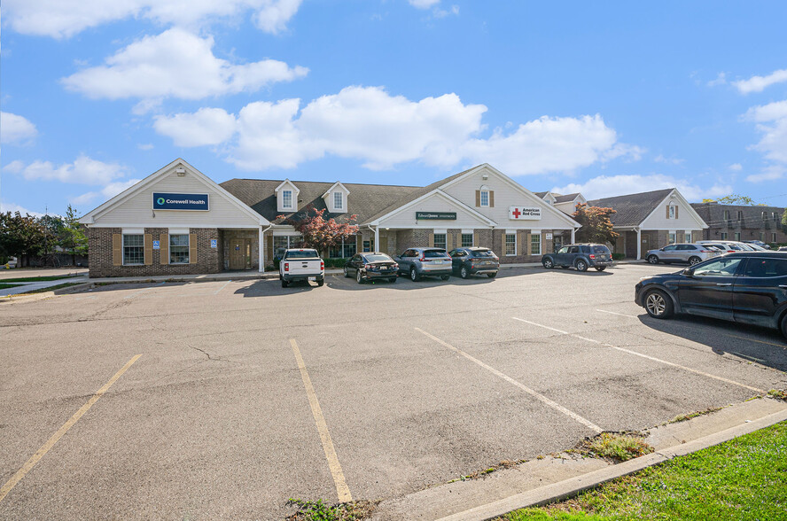 Primary Photo Of 14031 Pennsylvania Rd, Riverview Medical For Lease