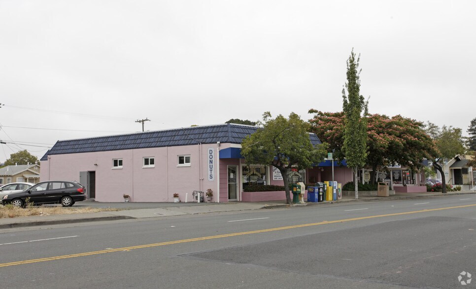 More Photos Of 630 Tennessee St, Vallejo Freestanding For Sale