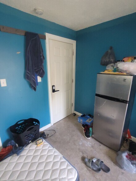 More Photos Of 2636 Ethel Ave, Indianapolis Multifamily For Sale