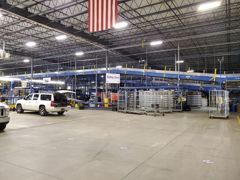 More Photos Of 2612 Kersten Ct, Kalamazoo Warehouse For Lease