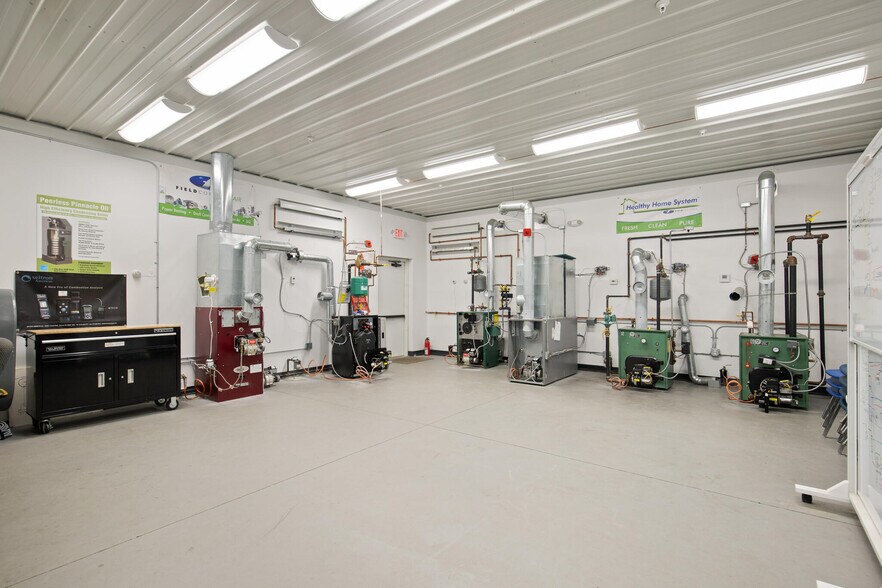 More Photos Of 109 Towle Farm Rd, Hampton Industrial For Sale