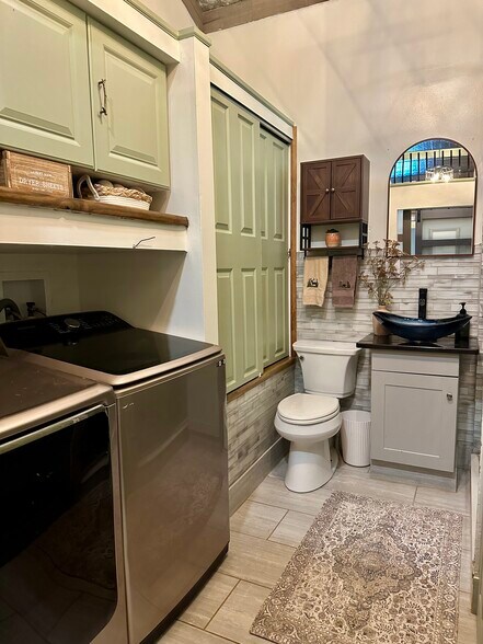 More Photos Of 4265 Goose Point Rd, Bassett Marina For Sale