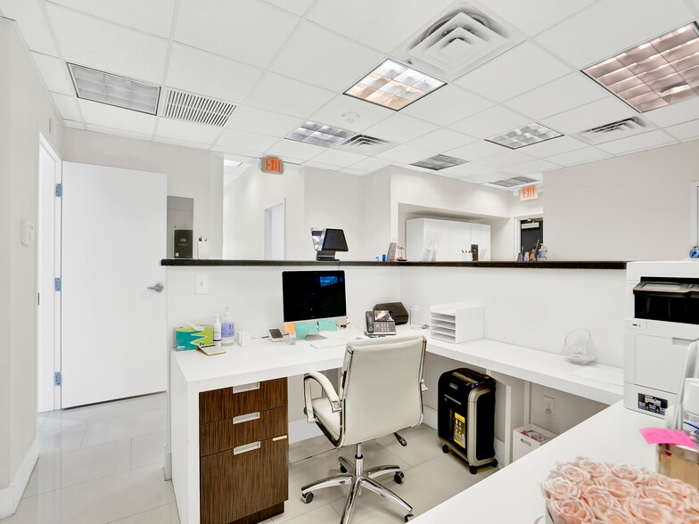 More Photos Of 1675 SW 27th Ave, Miami Medical For Sale