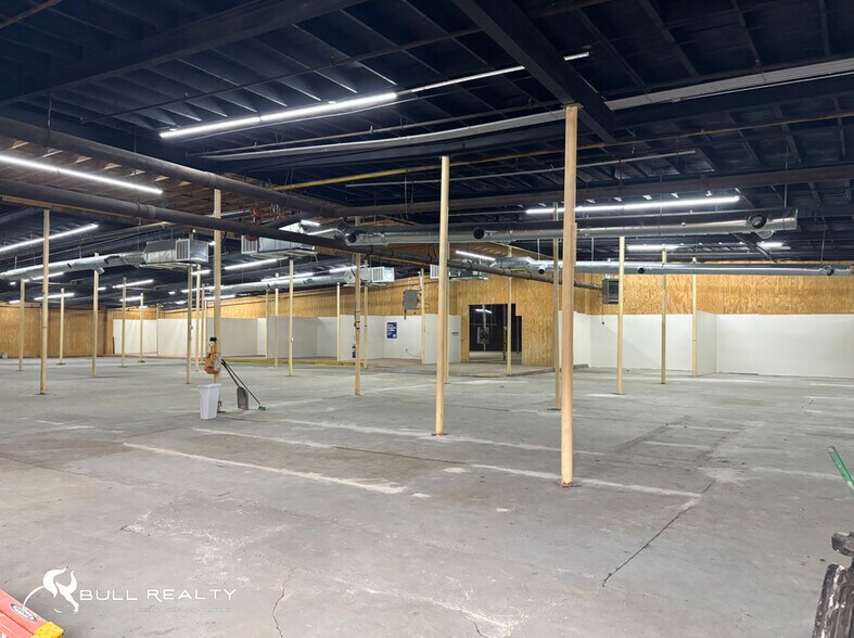 More Photos Of 406 Fourth Ave, Dalton Manufacturing For Sale