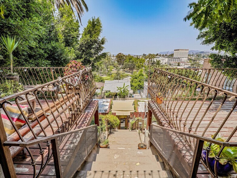 More Photos Of 1016 Laguna Ave, Los Angeles Apartments For Sale