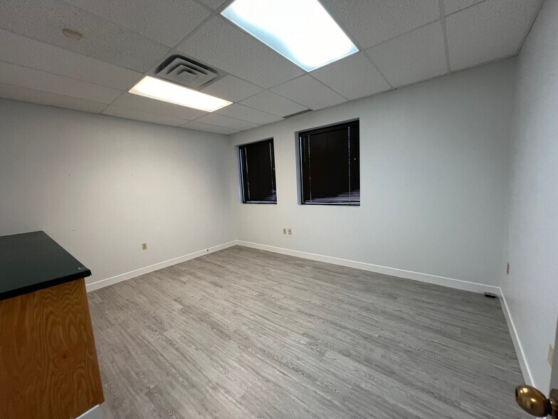 More Photos Of 609 Virginia Ave, Ponca City Healthcare For Lease