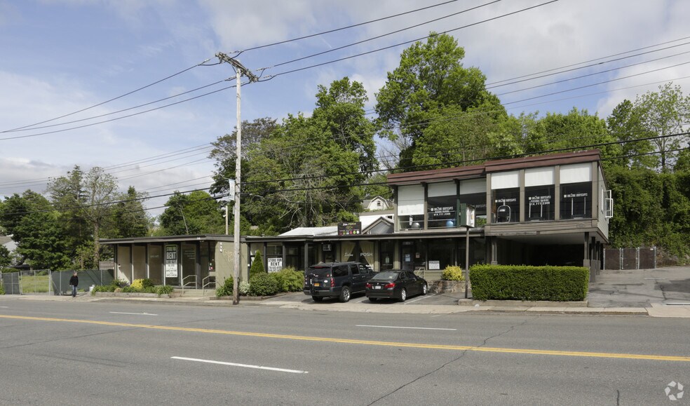 Primary Photo Of 516 W Boston Post Rd, Mamaroneck Storefront Retail Office For Lease