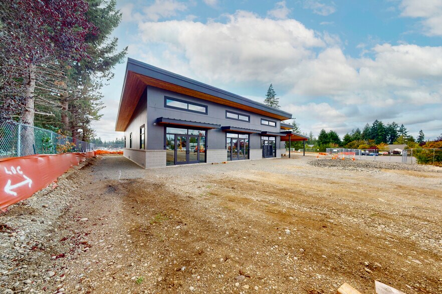 More Photos Of 8675 Martin Way, Lacey Storefront Retail Office For Lease
