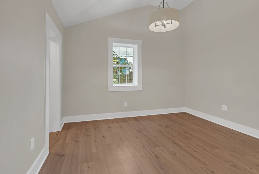 More Photos Of 1102 Kirkland Avenue, Nashville Office Residential For Lease