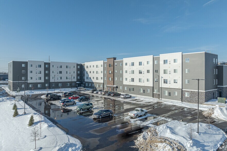 More Photos Of 717 E 24th St, Holland Apartments For Lease