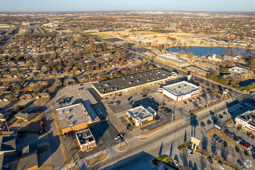 More Photos Of 2103 W Britton Rd, Oklahoma City Freestanding For Lease