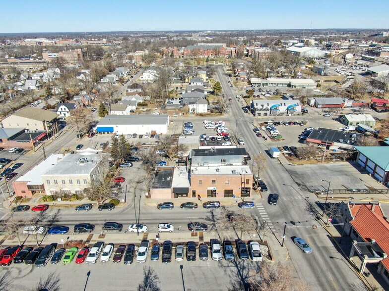 More Photos Of 201 N 10th St, Columbia Storefront Retail Residential For Sale
