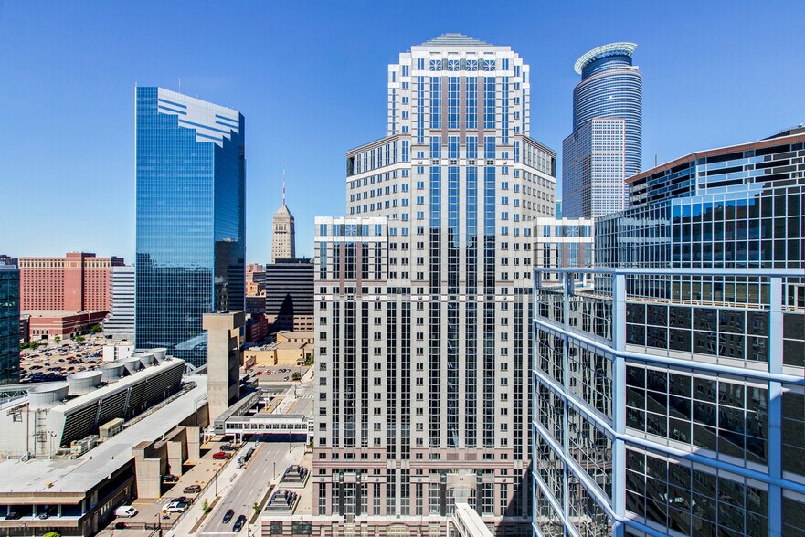 More Photos Of 431 S 7th St, Minneapolis Office Residential For Lease