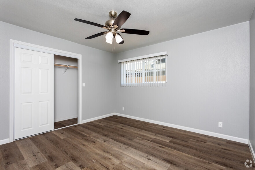 More Photos Of 1223 N Sylmar Ave, Fresno Apartments For Sale