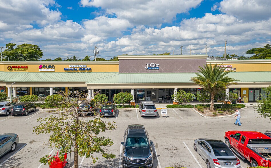 More Photos Of 2758 Davie Blvd, Fort Lauderdale Unknown For Lease