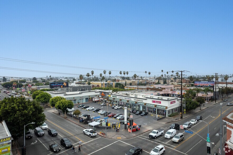 More Photos Of 1075 N Western Ave, Los Angeles Unknown For Lease