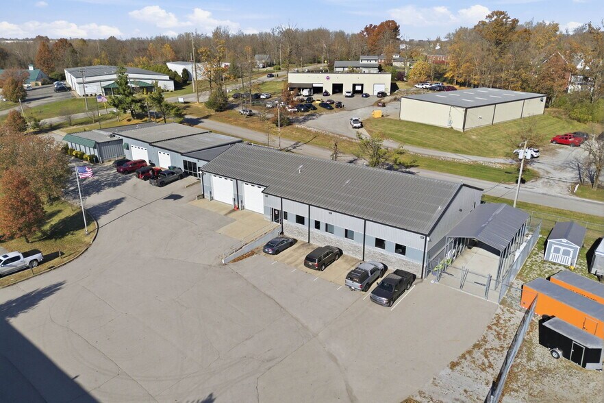 More Photos Of 13720 Aiken Rd, Louisville Warehouse For Sale