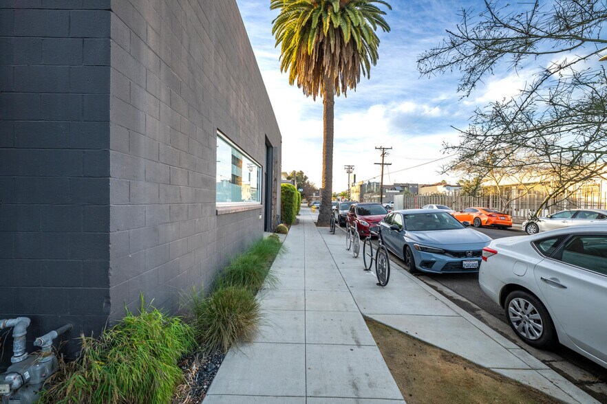 More Photos Of 1342 Coronado Ave, Long Beach Loft Creative Space For Lease