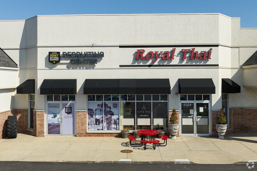 More Photos Of 5320-5340 Grand Ave, Gurnee General Retail For Lease