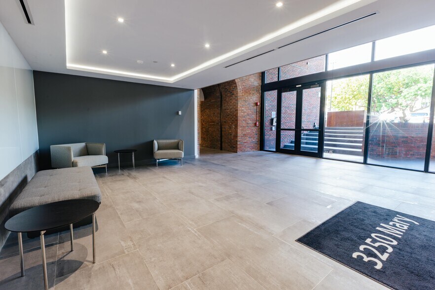 More Photos Of 3250 Mary St, Coconut Grove Office For Lease