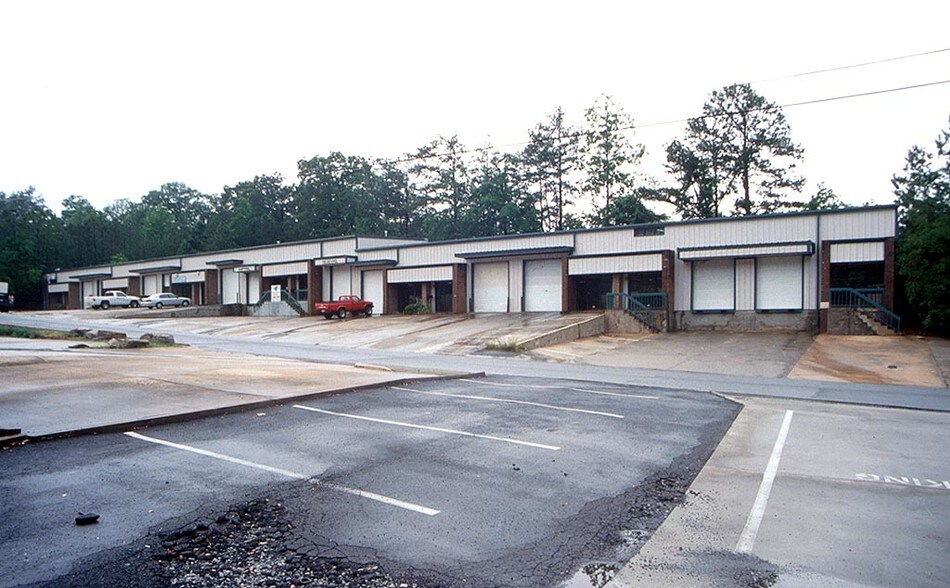 More Photos Of 2910 Cole Ct, Norcross Industrial For Lease
