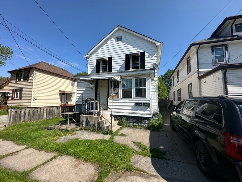 Primary Photo Of 98 St Arnaud St, Port Colborne Apartments For Sale