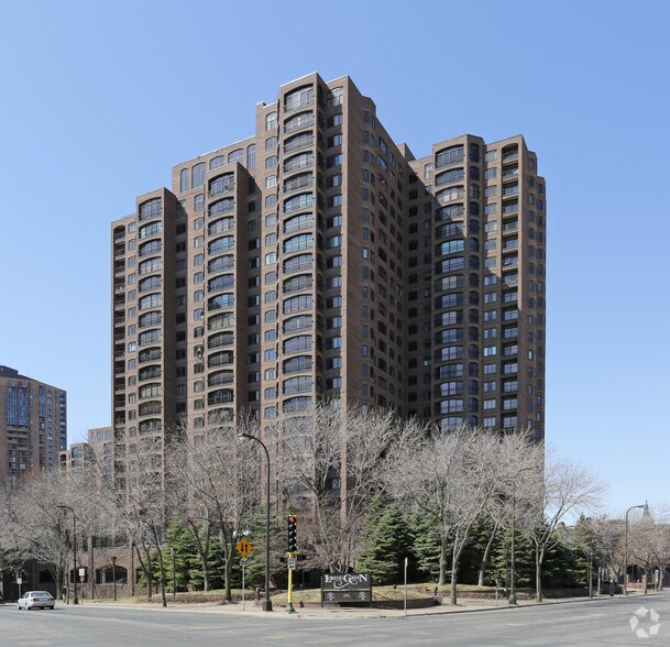 More Photos Of 1201 Yale Pl, Minneapolis Apartments For Sale