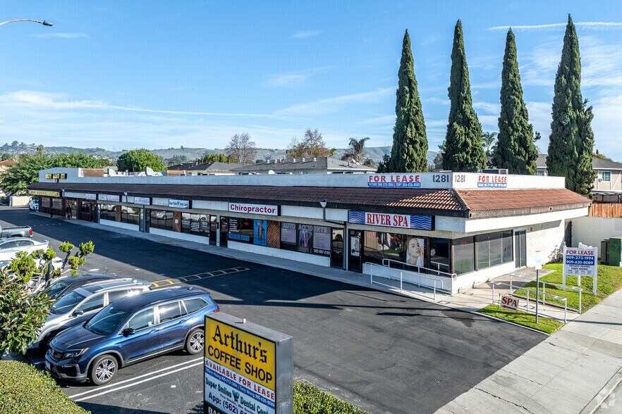 More Photos Of 1281 E La Habra Blvd, La Habra General Retail For Lease