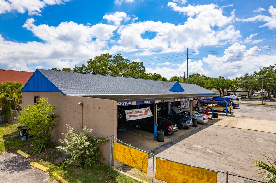 More Photos Of 2201 E Busch Blvd, Tampa Auto Repair For Sale