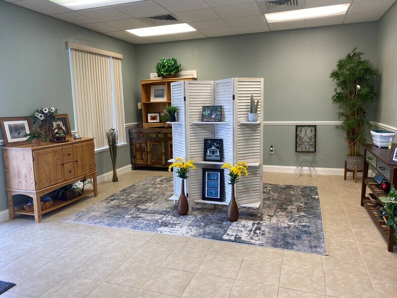 More Photos Of 15437 S US Highway 441, Summerfield Medical For Sale