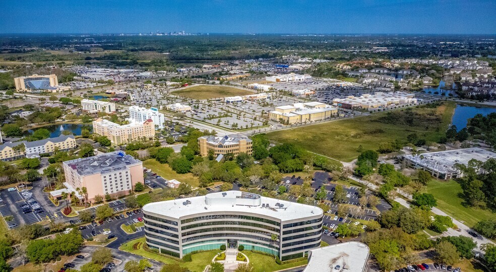 More Photos Of 5950 Hazeltine National Dr, Orlando Office For Lease