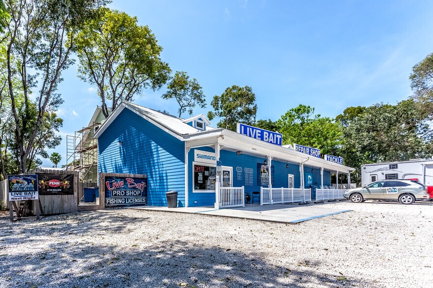 Primary Photo Of 102970 Overseas Hwy, Key Largo Storefront Retail Office For Sale