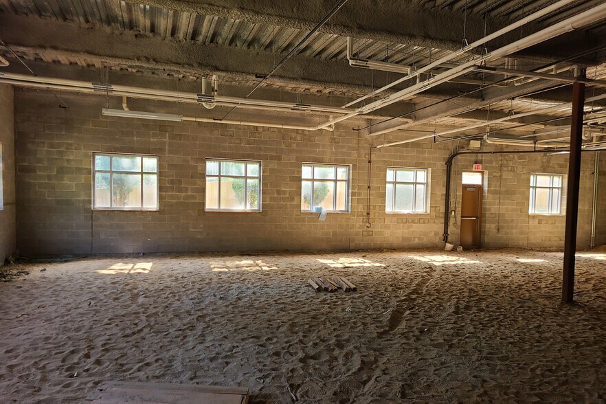 More Photos Of 1250 Mercy Dr, Muskegon Medical For Lease