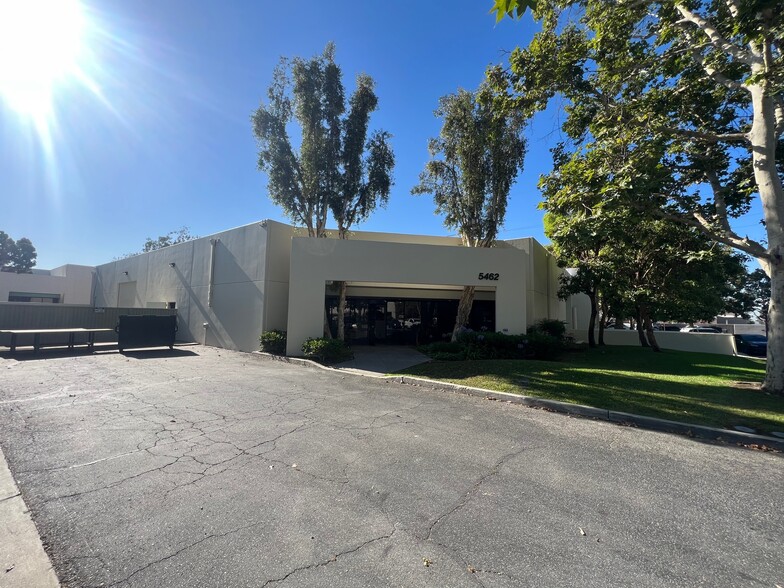 Primary Photo Of 5462 Diaz St, Irwindale Warehouse For Lease