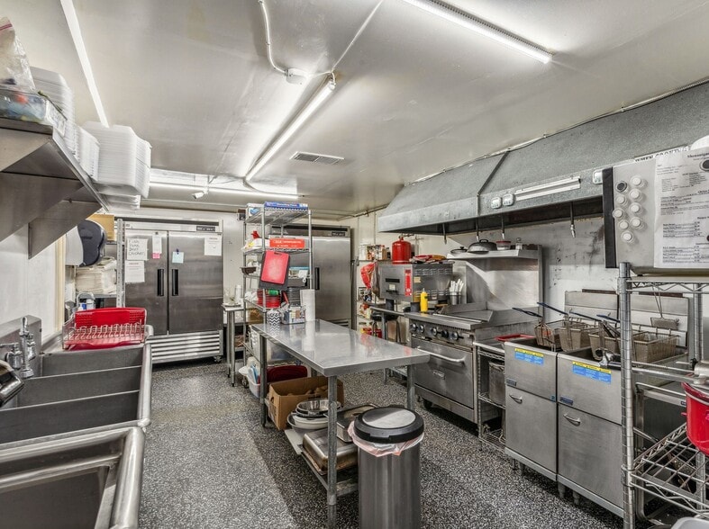 More Photos Of 297 N Main St, Dunkirk Bar For Sale