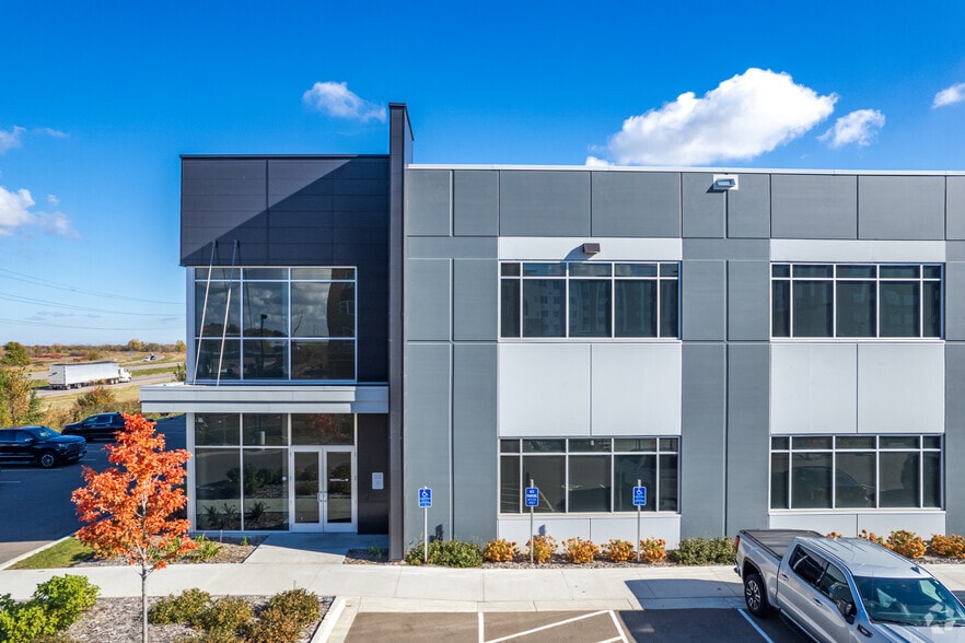 More Photos Of 9400 Decatur Dr, Brooklyn Park Warehouse For Sale