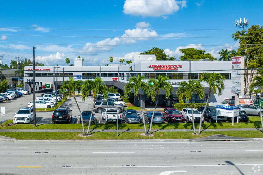 More Photos Of 9835 Sunset Dr, Miami Storefront Retail Office For Lease