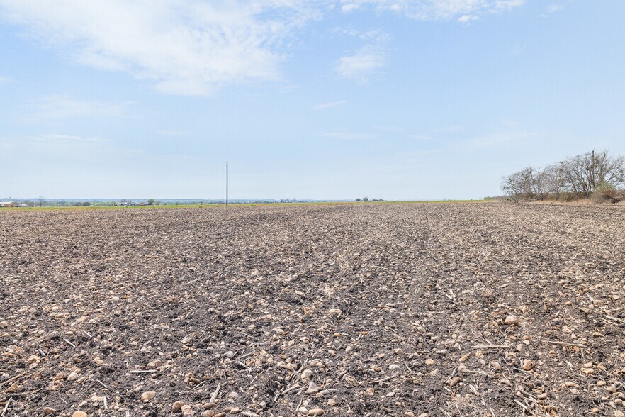 More Photos Of 5340 Dreibrodt St, San Marcos Land For Sale