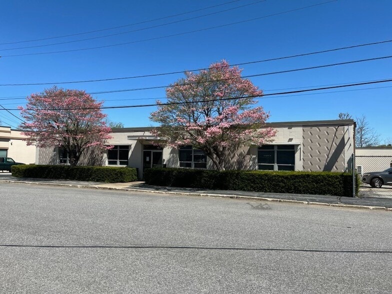 Primary Photo Of 66 Libera St, Cranston Manufacturing For Sale
