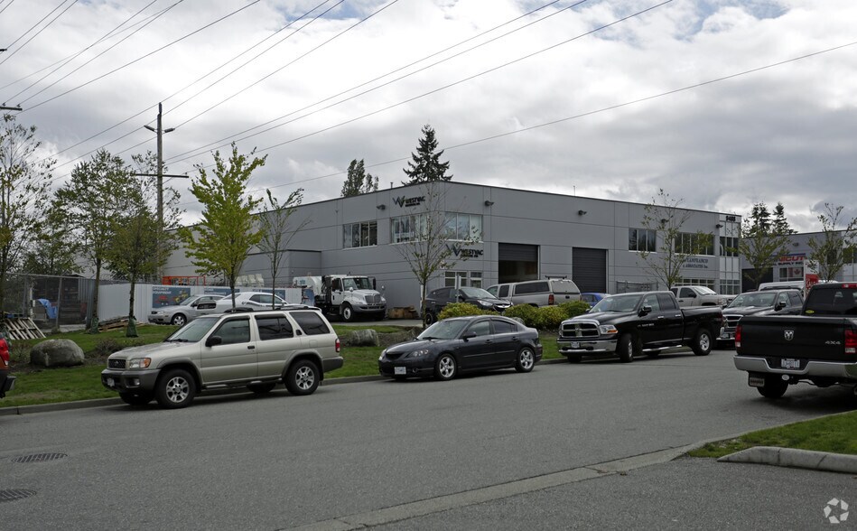 More Photos Of 9488 189th St, Surrey Light Distribution For Lease