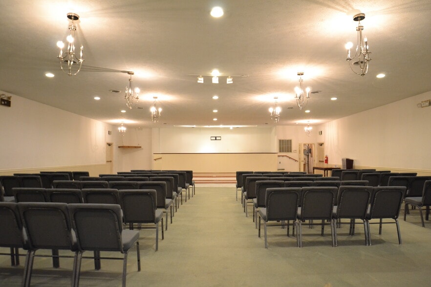 More Photos Of 1312 C St, Waynesboro Religious Facility For Sale