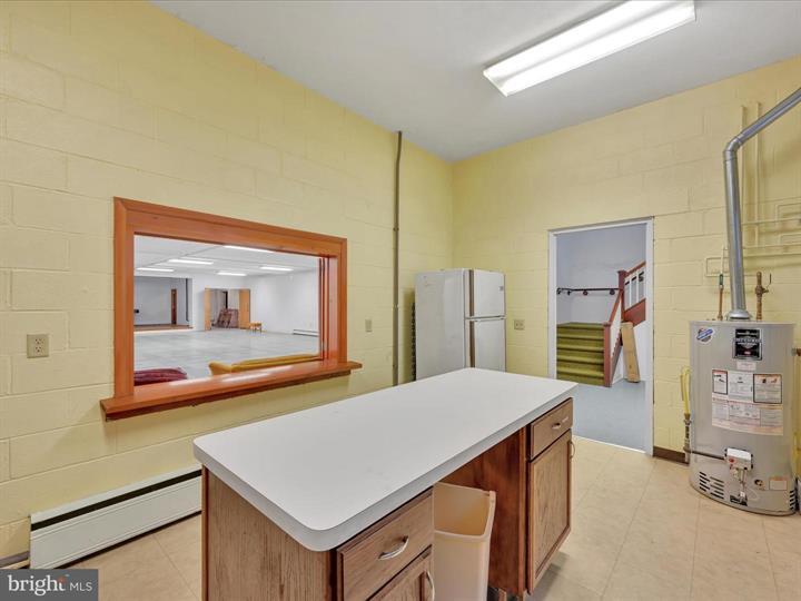 More Photos Of 100 New Haven St, Mount Joy General Retail For Lease