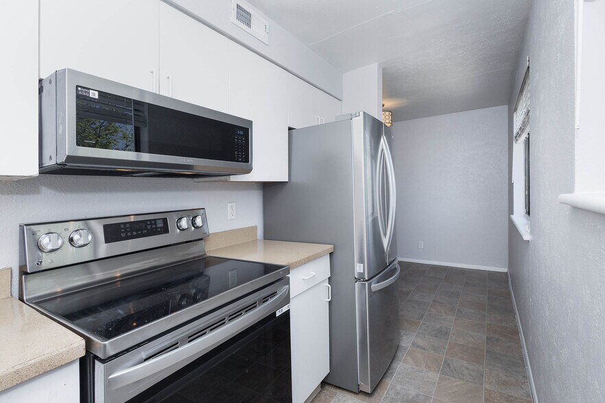 More Photos Of 651 29th St, Denver Apartments For Sale