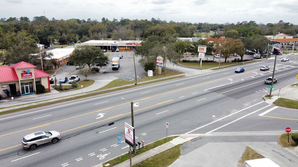 More Photos Of 5810-5840 SE Abshier Blvd, Belleview Storefront For Lease