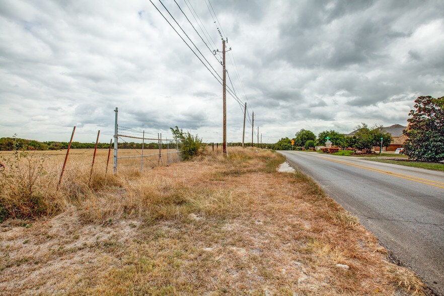 More Photos Of 6711 Grady Niblo Rd, Dallas Land For Sale